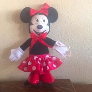 1993 Gund Reproduction of 1947-48 Minnie Mouse Doll Limited Addition